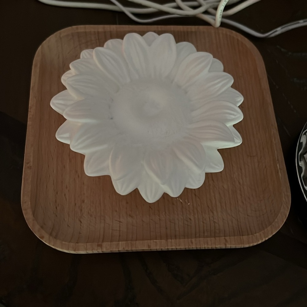 Essential oil diffusers (2) plus passive diffuser - Picture 4 of 4